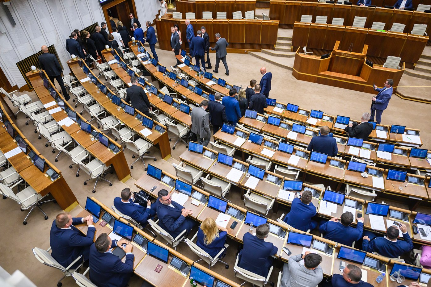 NRSR prijala zákon o Slovenskej televízii a rozhlase