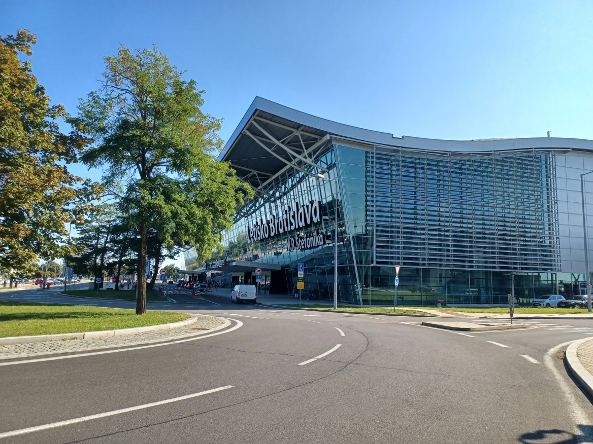Bratislava medzi najlepšími letiskami Európy